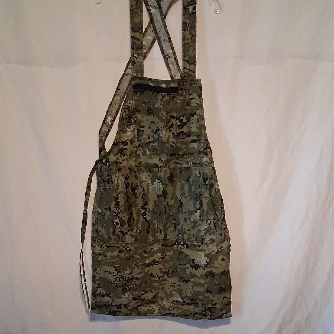Digital Pixel Camo Cross Back Utility Apron